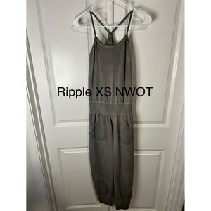 Ripple Jumpsuit Pockets Grey Athletic Racerback XS NWOT